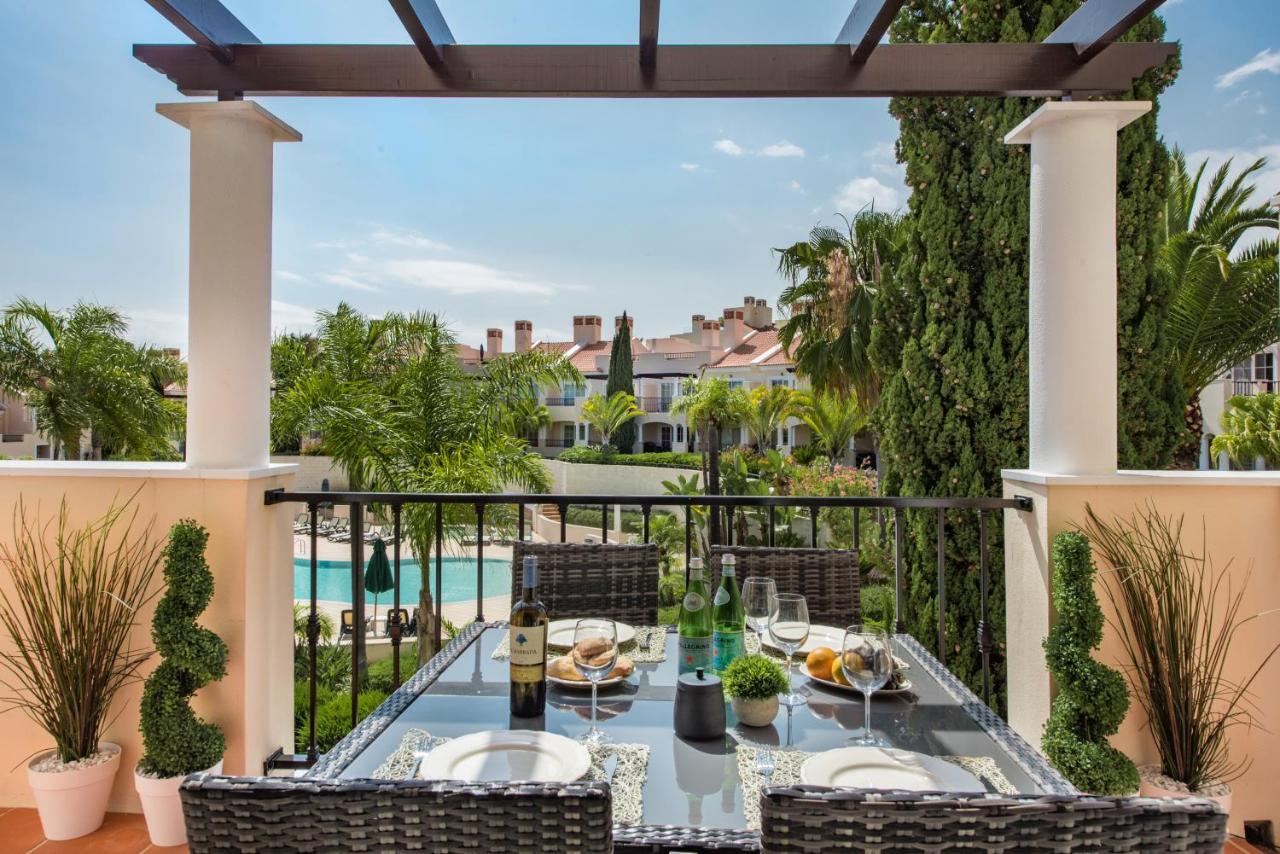 Luxury Apartment With Communal Pool And Terrace Quarteira Eksteriør bilde