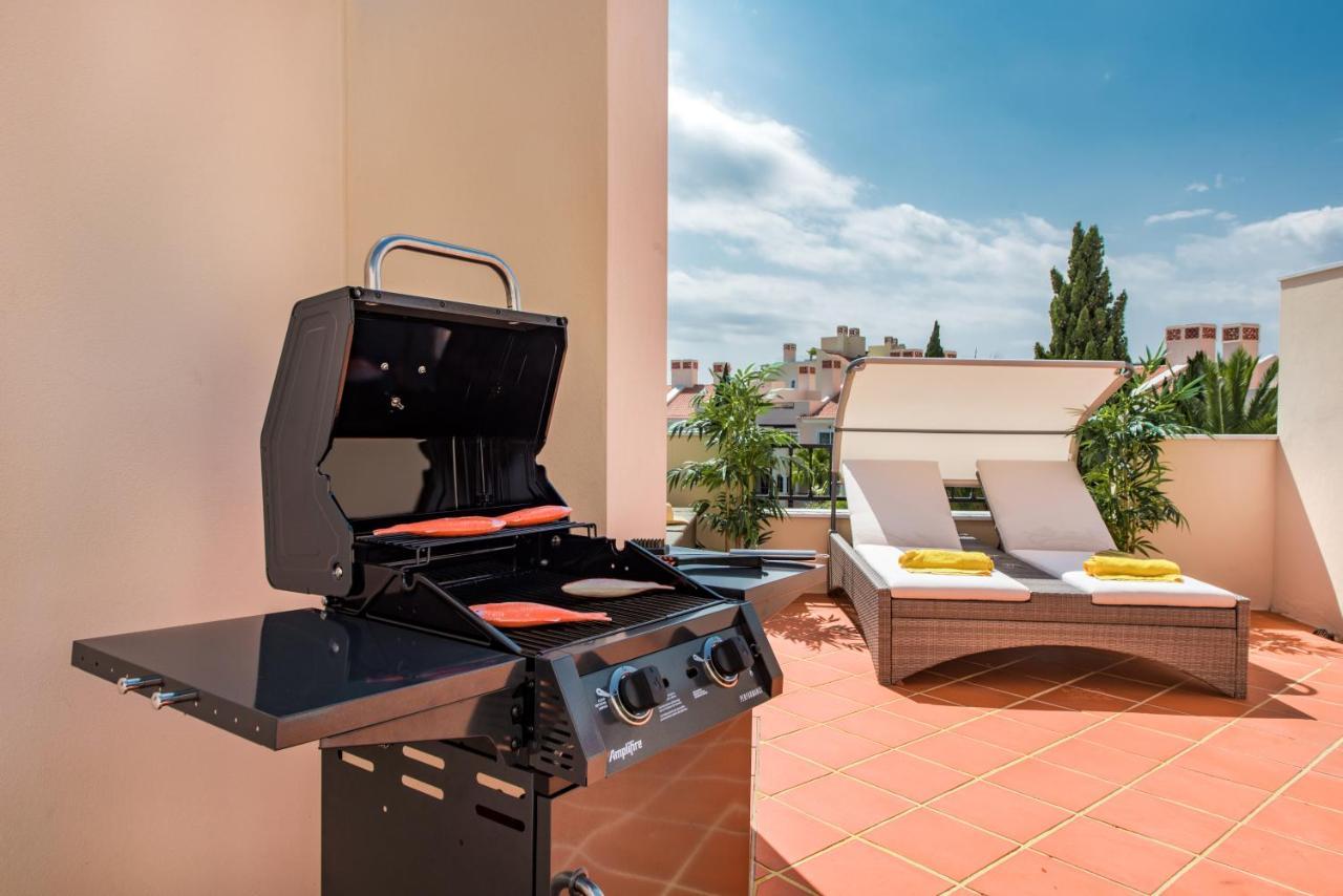 Luxury Apartment With Communal Pool And Terrace Quarteira Eksteriør bilde